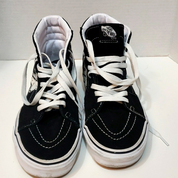 Vans - Picture 1 of 6